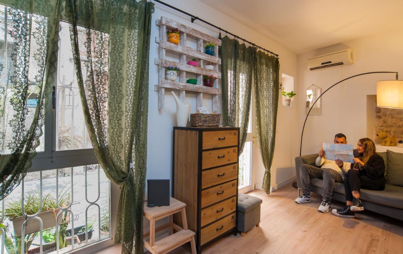 Homes4Holidays - Artistic Nest Syracuse Bagian luar foto