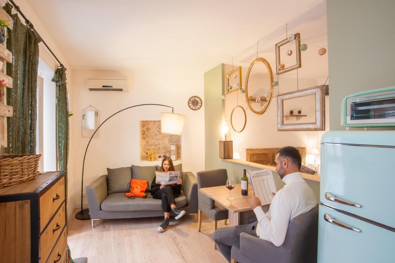 Homes4Holidays - Artistic Nest Syracuse Bagian luar foto