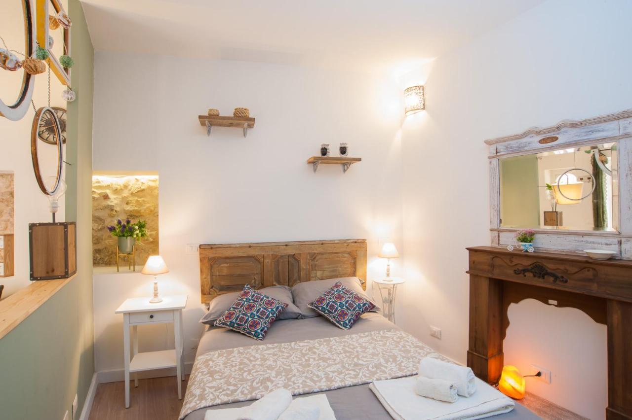 Homes4Holidays - Artistic Nest Syracuse Bagian luar foto