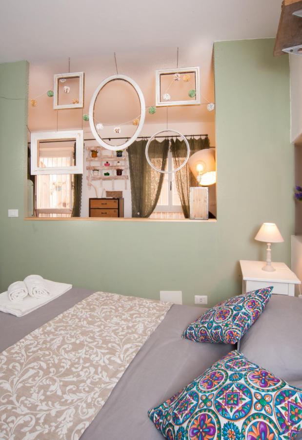 Homes4Holidays - Artistic Nest Syracuse Bagian luar foto
